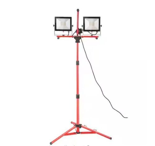 VEVOR Work Light Waterproofed 10000 Lumen Dual-head LED Jobsite Lighting with Adjustable and Foldable Tripod Stand - Lot 811