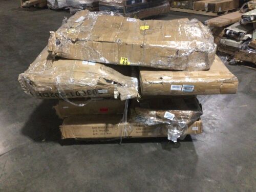 Pallet of E-Comm Return Office Desks  - Lot 144