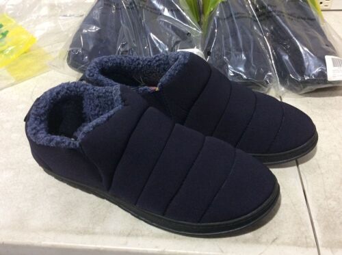 Lot of (3) HomeTop Fuzzy Down House Shoes, Size 11 - Lot 309