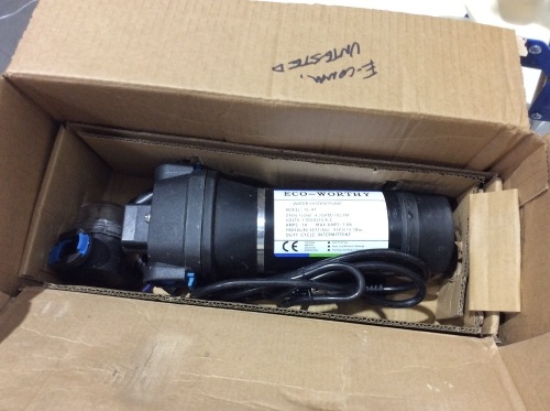 ECO-WORTHY Water Diaphragm Self Priming Pump 45 PSI 4.5 GPM  - Lot 589