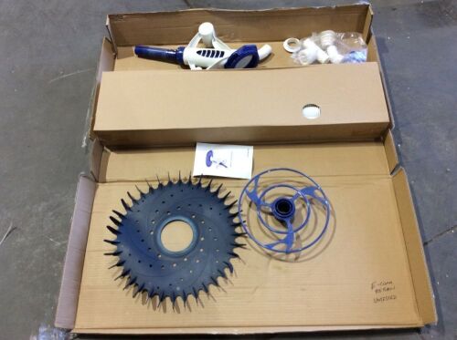 Suction Pool Cleaner  - Lot 618