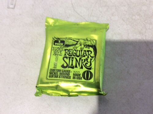 Ernie Ball Regular Slinky Electric Guitar Strings 3-Pack - Lot 643
