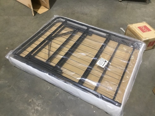 Foldable Metal Queen Bed Frame, Black  - Lot 752