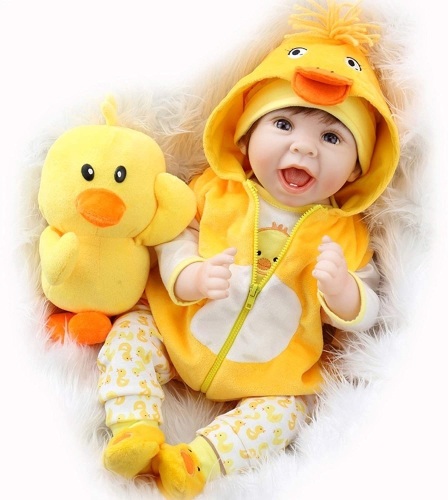 Aori 22" Lifelike Realistic Weighted Reborn Baby Doll with Yellow Clothes and Duck Toy   - Lot 770
