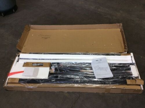 AmoLife Queen Size Metal Bed Frame - Lot 796