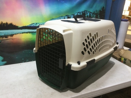 Small Pet Carrier  - Lot 1122