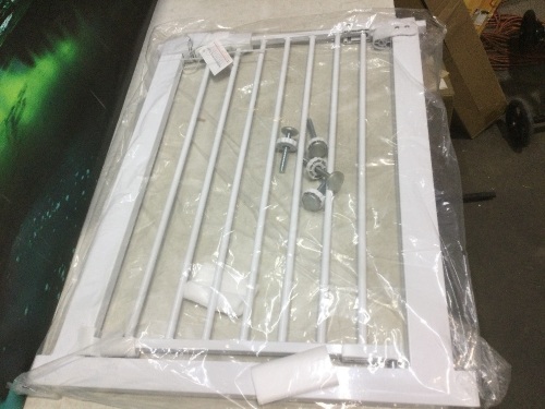 Baby Gate  - Lot 1123
