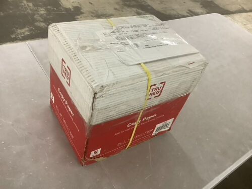 TRU RED 8.5" x 11" Copy Paper, 20 lbs., 92 Brightness, 2500 Sheets - Lot 704