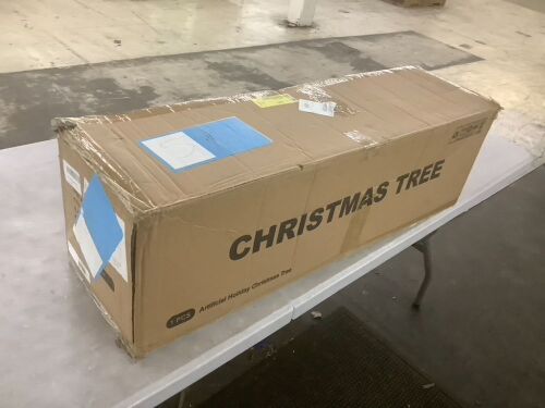 Artificial Christmas Tree, Unknown Size - Lot 133