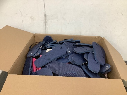 Box of Sandals - Lot 7881