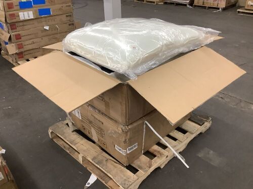 Sectional Sofa - Lot 19