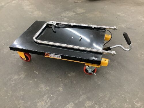 Hydraulic Lift Table Cart - Lot 81
