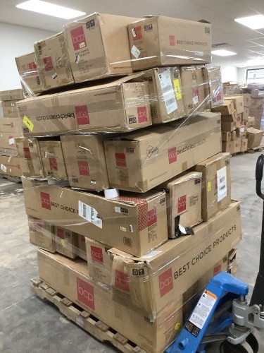 Pallet of Misc. Christmas Trees - Lot 8427