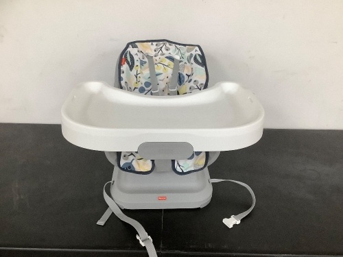 FIsherprice Baby High Chair - Lot 8182