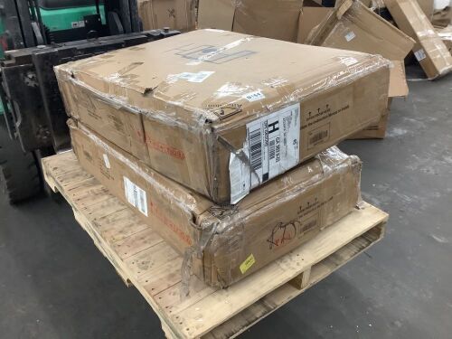 Lot of (2) Makeup Vanity Tables - Uninspected - Lot 184