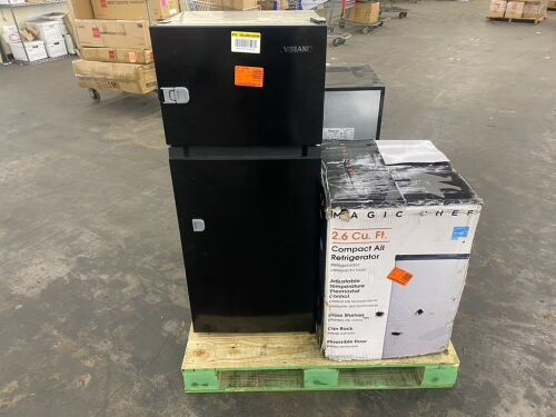 Lot of (3) Mini Fridges - For Parts or Repair  - Lot 344