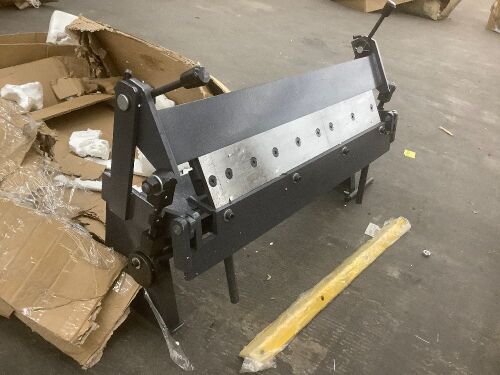 Industrial 24 inch Pan and Box Brake - Lot 85