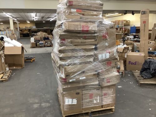 Huge Pallet of Outdoor Lighted Christmas Decor - Uninspected - Lot 52