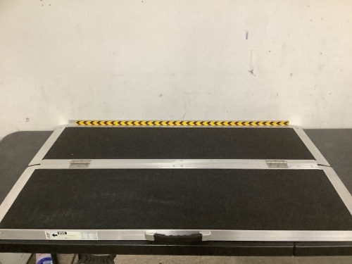 Portable Folding Ramp - Lot 8973