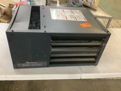Mr. Heater 50,000 BTU Big Maxx Natural Gas Unit Heater - Scratch/Dent - Lot 24