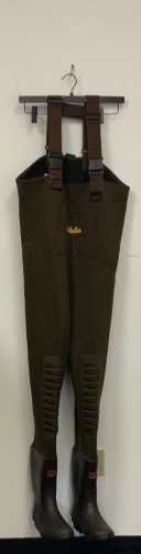 Brown Wader, Size 9R, Appears New, Sold as is - Lot 8