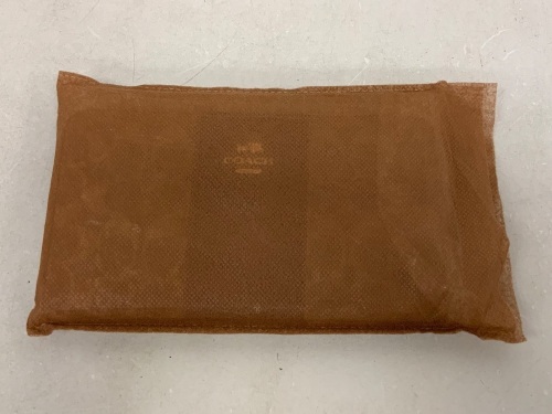 New York Coach Wallet, Appears New, Sold as is - Lot 68