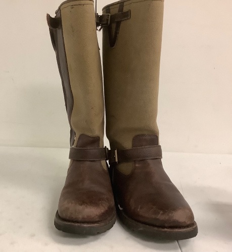 Red Head Snake Boots for Men, 9D, E-Comm Return - Lot 174