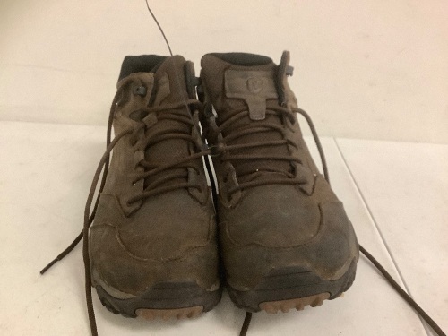 Merrell Shoes for Men, 9.5, E-Comm Return - Lot 366