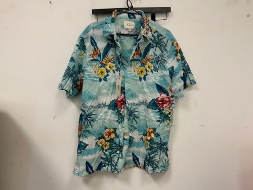 Men's Button Up Shirt, Size XL, Appears New, Sold as is - Lot 367