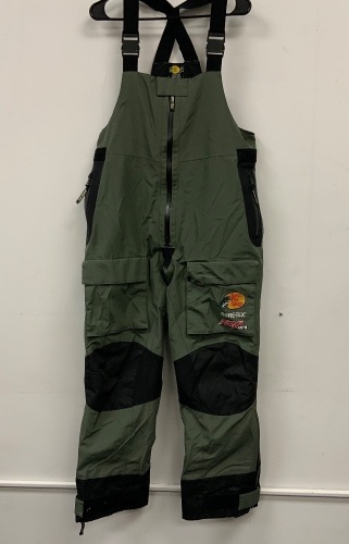 Outdoor Bibs, Size M, E-Commerce Return, Sold as is - Lot 471