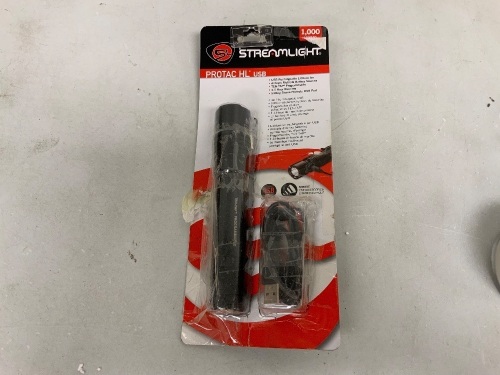Streamlight Protac HL Flashlight, E-Commerce Return, Sold as is - Lot 475