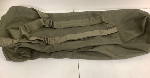 Heavy Duty Duffel Bag, E-Comm Return, Missing Pull Tie - Lot 504