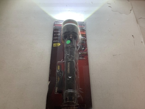 iProtec Flashlight, Powers Up, E-Commerce Return, Sold as is - Lot 673