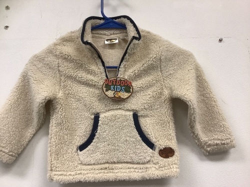 Outdoor Kids Sherpa Pullover, 3T, Appears New, Sold as is - Lot 711
