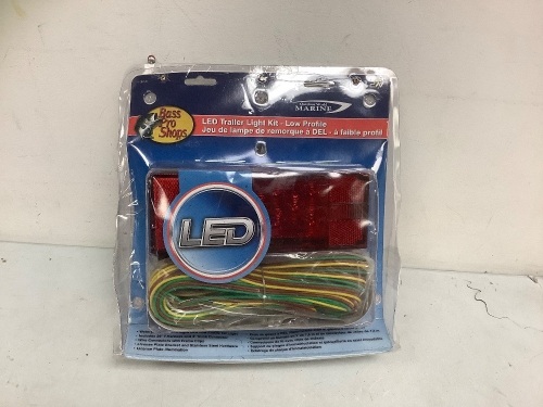 LED Trailer Light Kit, E-Comm Return - Lot 769