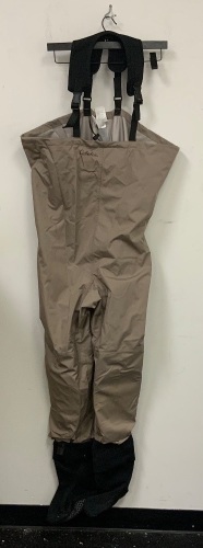 Men's Soft Footed Wader, Size LS, E-Comemrce Return, Sold as is - Lot 793