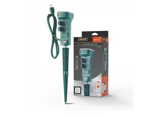Lot of (4) Defiant Smart Outdoor 4 ft. 6-Outlet Power Stake Timer Powered by Hubspace - Lot 808
