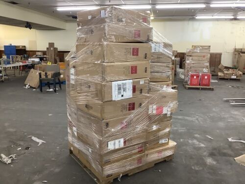 Lot of (32) Christmas Wreaths, Various Sizes/Styles - Uninspected - Lot 72