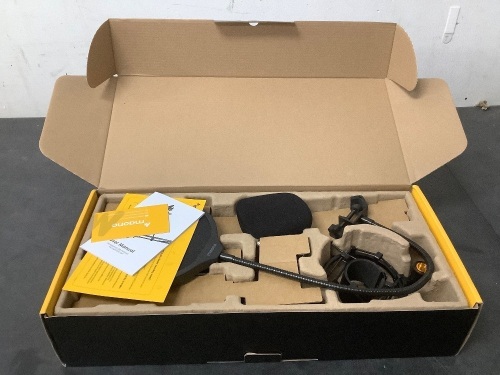 Podcasting Microphone Kit - Lot 9364