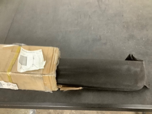 60 Inch 4:3 Projector Screen with Stand - Lot 9546