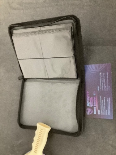 Infinity Guard Card Holder - Lot 9561
