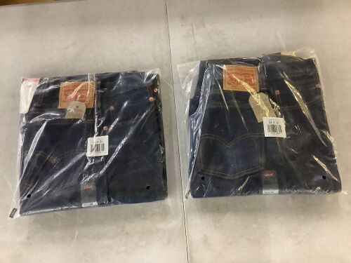 Lot of (2) Levi's 517 Bootcut Men's Jeans, 34 x 30 - Authenticity Unknown  - Lot 838