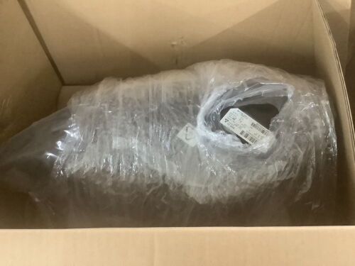 BMW 5 Series Head Light  - Lot 836
