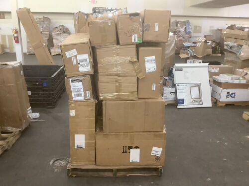 Pallet of Automotive Lights - Uninspected - Lot 120