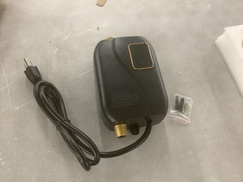 Instant Electric Water Heater  - Lot 713