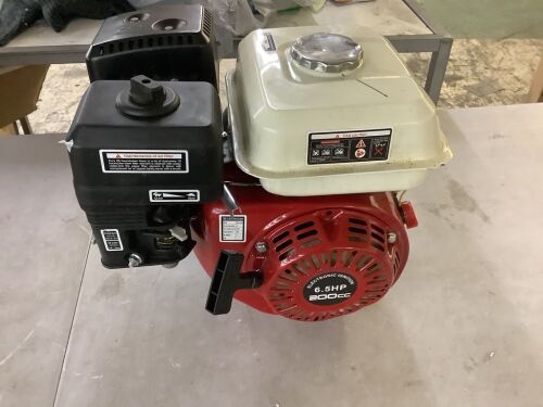 6.5HP 200cc Engine - For Parts or Repair, Grinds when String is Pulled - Lot 163