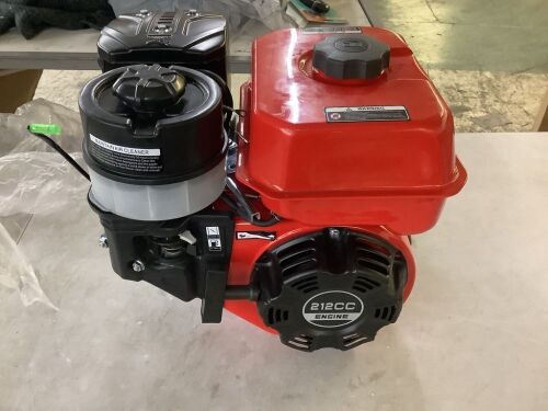 7.5HP 4-Stroke 212cc Outboard Motor - For Repair, Grinds when String is Pulled - Lot 164