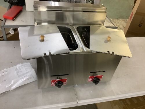 12L Stainless Steel Gas Fryer with 2 Baskets - For Parts or Repair  - Lot 264
