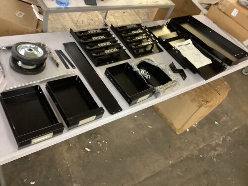 Portable 4-Drawer Cabinet Welder Cart - Lot 761