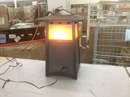 Outdoor Bluetooth Lantern Speaker - Lot 582